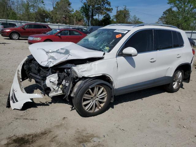 2011 VOLKSWAGEN TIGUAN S, 