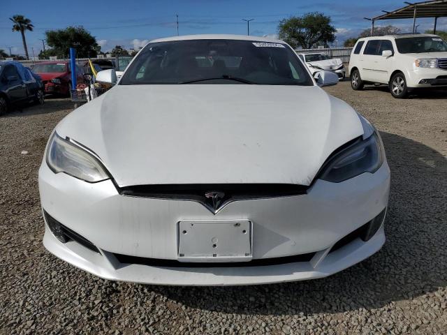 5YJSA1E1XHF189721 - 2017 TESLA MODEL S WHITE photo 5