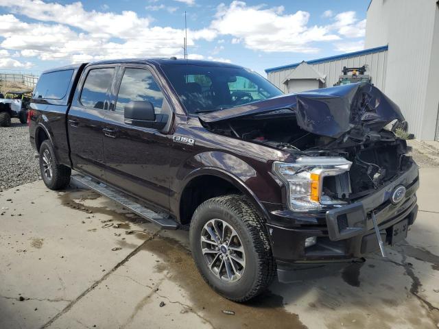 1FTFW1EG4JKD45851 - 2018 FORD F150 SUPERCREW BURGUNDY photo 4