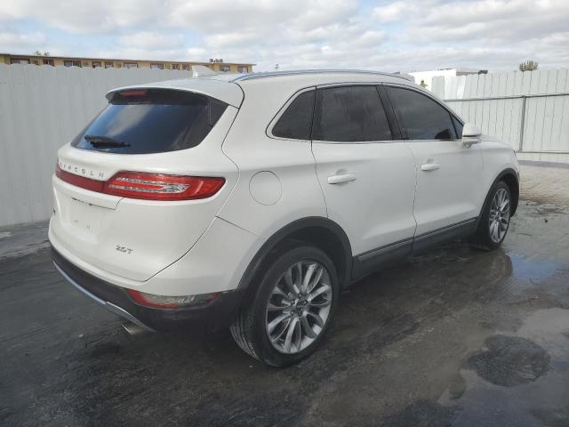 5LMCJ3C93HUL09318 - 2017 LINCOLN MKC RESERVE თეთრი ფოტო 3