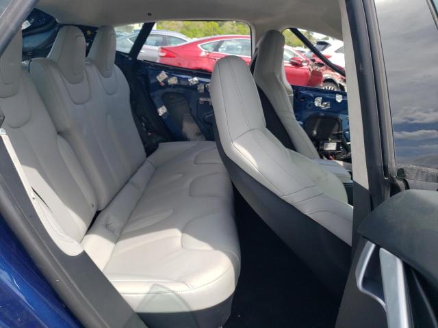 5YJSA1E29GF155177 - 2016 TESLA MODEL S ლურჯი ფოტო 10