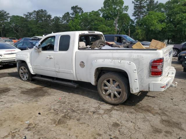 1GCEC19047Z500240 - 2007 CHEVROLET SILVERADO C1500 WHITE photo 2