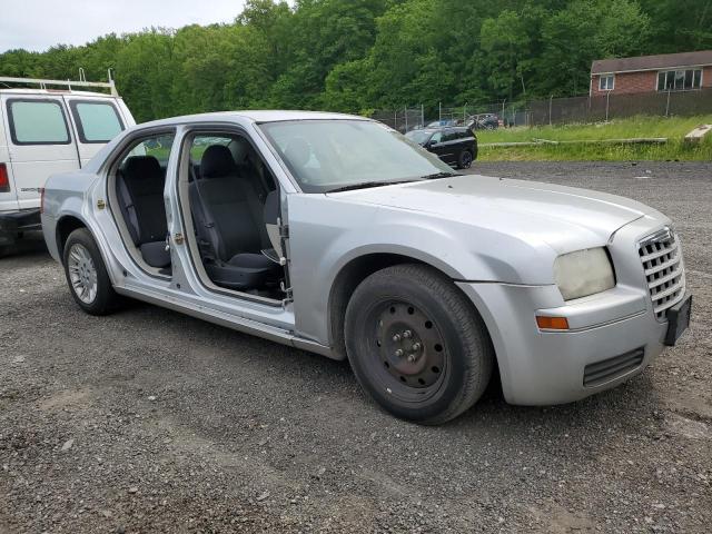 2C3JA43R15H635500 - 2005 CHRYSLER 300 SILVER photo 4