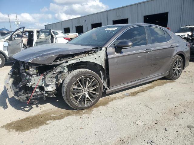 4T1S11AK9RU239401 - 2024 TOYOTA CAMRY SE NIGHT SHADE GRAY photo 1