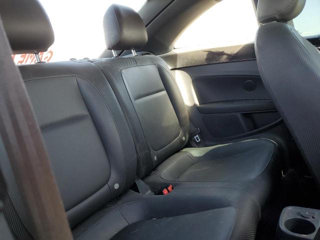 3VWJP7AT6CM606564 - 2012 VOLKSWAGEN BEETLE BLACK photo 10