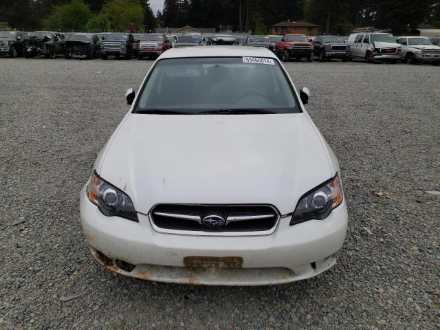 4S3BL616157227492 - 2005 SUBARU LEGACY 2.5I WHITE photo 5