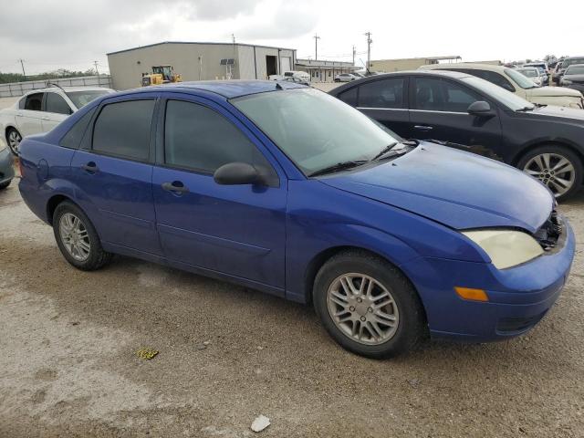 1FAFP34N56W121356 - 2006 FORD FOCUS ZX4 BLUE photo 4