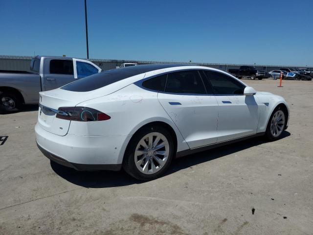 5YJSA1E11GF136081 - 2016 TESLA MODEL S WHITE photo 3
