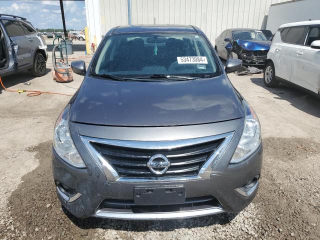 3N1CN7AP9HL898408 - 2017 NISSAN VERSA S GRAY photo 5