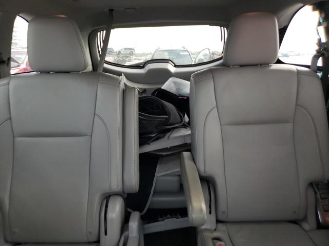 5TDKKRFH7GS156824 - 2016 TOYOTA HIGHLANDER XLE GRAY photo 10