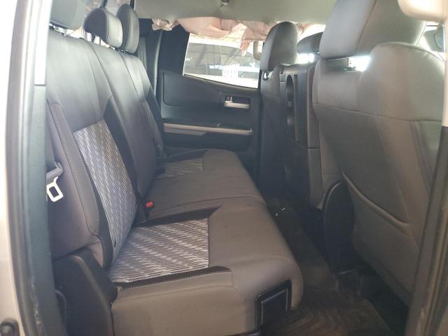 5TFRY5F18MX294502 - 2021 TOYOTA TUNDRA DOUBLE CAB SR/SR5 GRAY photo 10