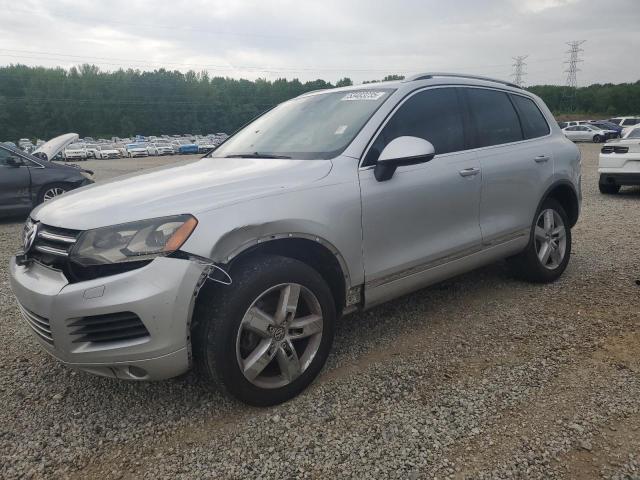 2011 VOLKSWAGEN TOUAREG V6, 