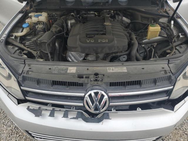 WVGFF9BP6BD000468 - 2011 VOLKSWAGEN TOUAREG V6 SILVER photo 12