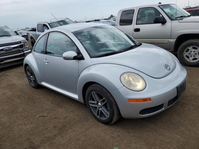 3VWEW31C87M507781 - 2007 VOLKSWAGEN NEW BEETLE 2.5L SILVER photo 4