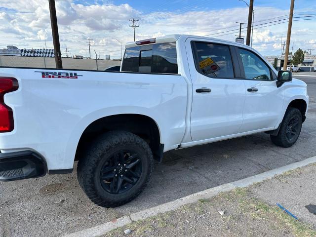 3GCPYFED6LG224122 - 2020 CHEVROLET SILVERADO K1500 LT TRAIL BOSS WHITE photo 3