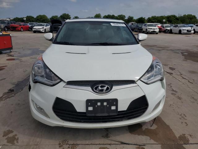 KMHTC6AD3DU103559 - 2013 HYUNDAI VELOSTER WHITE photo 5