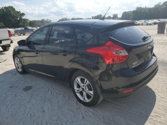 1FADP3K29EL360215 - 2014 FORD FOCUS SE BLACK photo 2