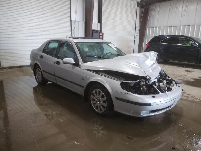 YS3EB49E733008288 - 2003 SAAB 9-5 LINEAR SILVER photo 4