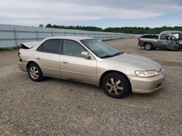 JHMCG5675YC013913 - 2000 HONDA ACCORD SE TAN photo 4