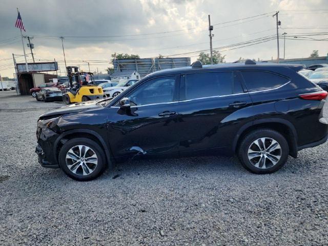 5TDGZRBH4MS544595 - 2021 TOYOTA HIGHLANDER XLE 黑色 照片 11