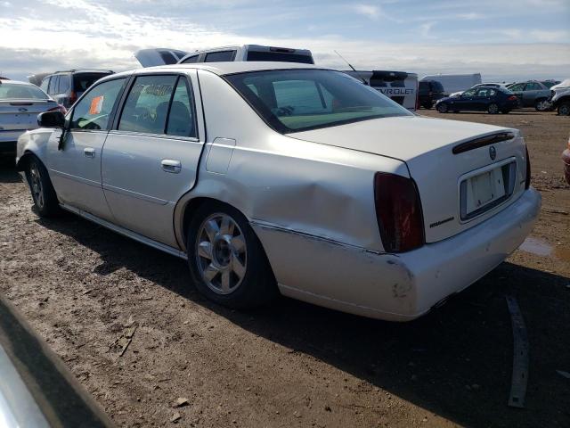 1G6KF5799YU339646 - 2000 CADILLAC DEVILLE DTS WHITE photo 2