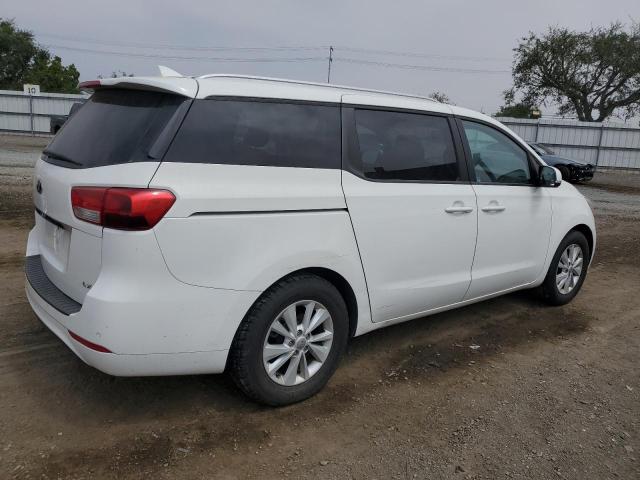 KNDMB5C11G6087315 - 2016 KIA SEDONA LX WHITE photo 3