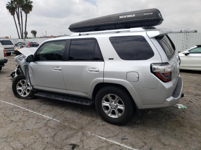 JTEBU5JR6J5602747 - 2018 TOYOTA 4RUNNER SR5/SR5 PREMIUM 银色 照片 2