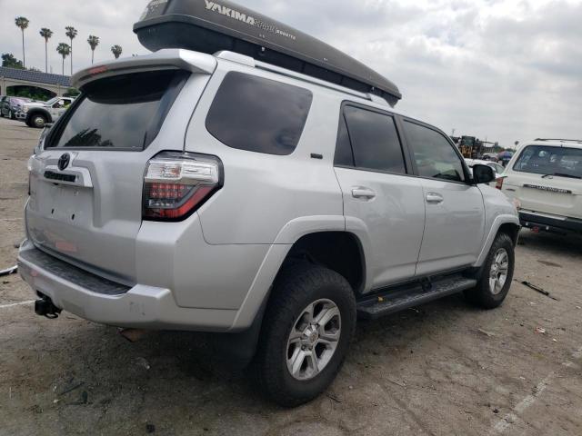 JTEBU5JR6J5602747 - 2018 TOYOTA 4RUNNER SR5/SR5 PREMIUM 银色 照片 3
