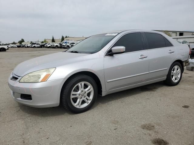 1HGCM568X7A137030 - 2007 HONDA ACCORD EX 银色 照片 1