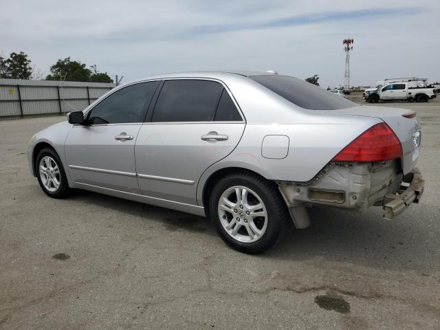 1HGCM568X7A137030 - 2007 HONDA ACCORD EX 银色 照片 2