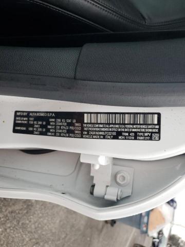 ZASFAKNN8J7C02155 - 2018 ALFA ROMEO STELVIO TI SPORT WHITE photo 13