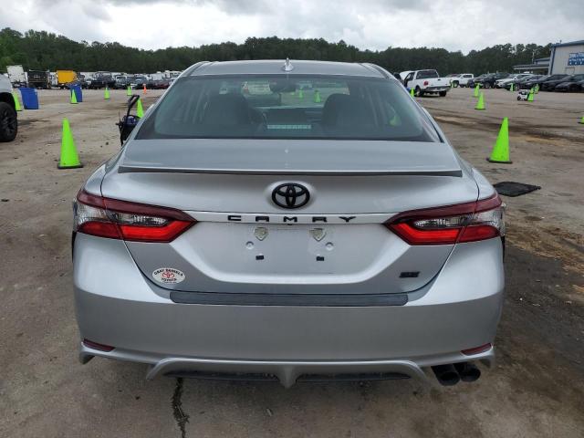 4T1G11AK2PU751875 - 2023 TOYOTA CAMRY SE NIGHT SHADE SILVER photo 6