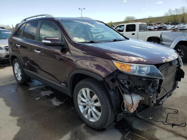 5XYKUDA23BG135135 - 2011 KIA SORENTO EX MAROON photo 4