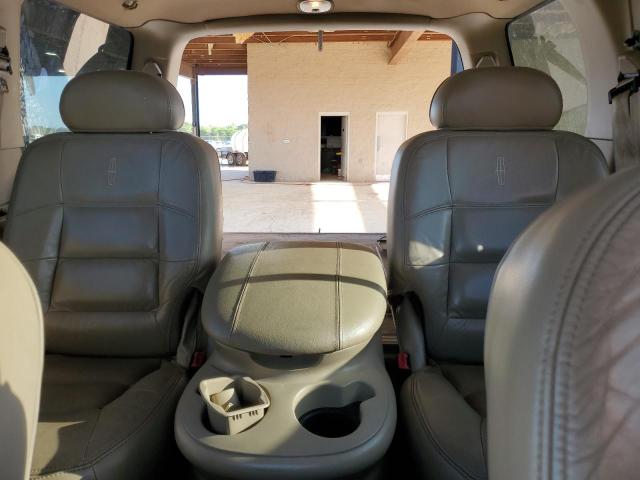 5LMEU27A61LJ02044 - 2001 LINCOLN NAVIGATOR GOLD photo 10