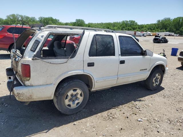 1GNDT13W72K107513 - 2002 CHEVROLET BLAZER WHITE photo 3