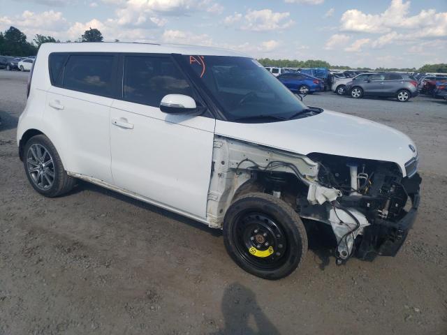 KNDJX3AAXJ7898902 - 2018 KIA SOUL ! WHITE photo 4