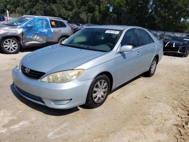 4T1BE32K35U607435 - 2005 TOYOTA CAMRY LE BLUE photo 1