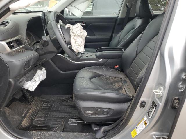 5TDGZRBH7NS200180 - 2022 TOYOTA HIGHLANDER XLE SILVER photo 7