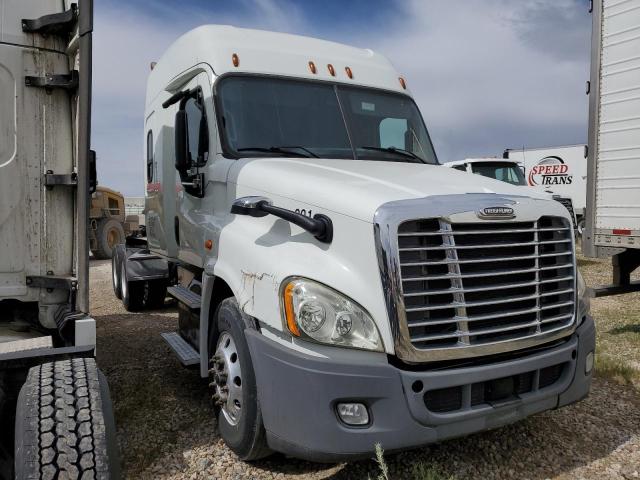 2017 FREIGHTLINER CASCADIA, null
