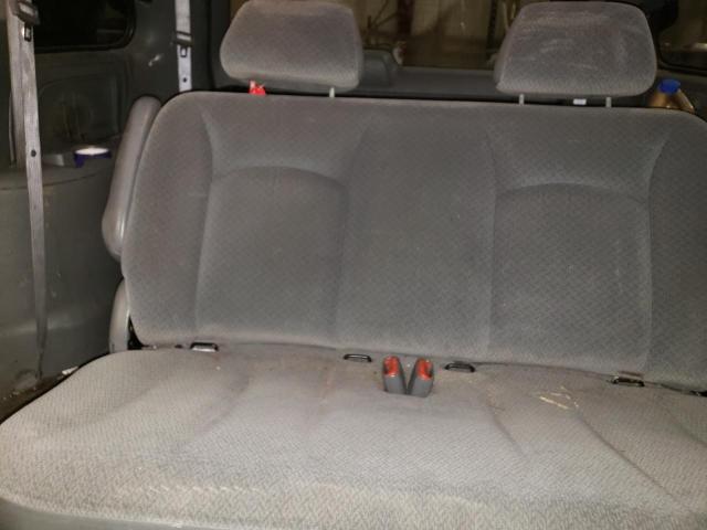 1C4GP45R45B439108 - 2005 CHRYSLER TOWN & COU მწვანე ფოტო 10