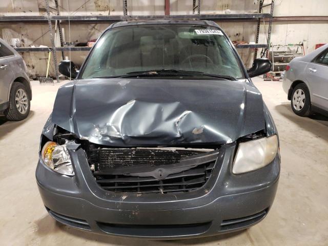 1C4GP45R45B439108 - 2005 CHRYSLER TOWN & COU მწვანე ფოტო 5