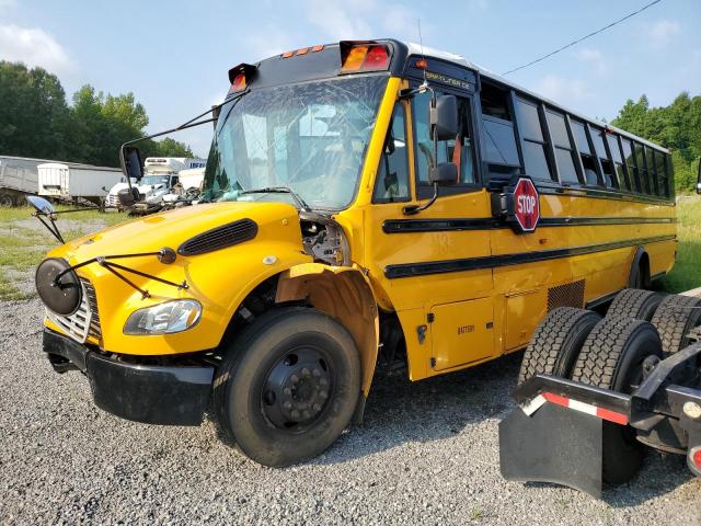 4UZABRFD6KCJZ4866 - 2019 FREIGHTLINER CHASSIS B2B YELLOW photo 1