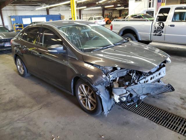 1FADP3F25FL237927 - 2015 FORD FOCUS SE GRAY photo 4