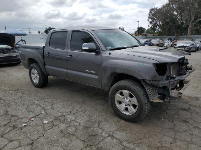 5TFJU4GN7FX082987 - 2015 TOYOTA TACOMA DOUBLE CAB PRERUNNER GRAY photo 4