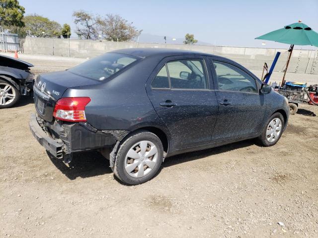 JTDBT923981267669 - 2008 TOYOTA YARIS GRAY photo 3