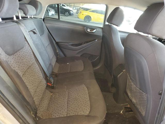 KMHC75LC8HU057350 - 2017 HYUNDAI IONIQ SEL SILVER photo 10