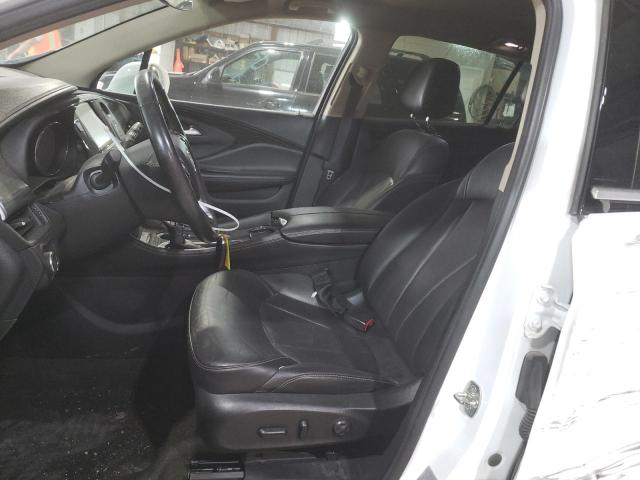 LRBFX1SA6JD115051 - 2018 BUICK ENVISION ESSENCE أبيض صورة 7