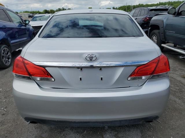 4T1BK3DBXBU407623 - 2011 TOYOTA AVALON BASE 银色 照片 6