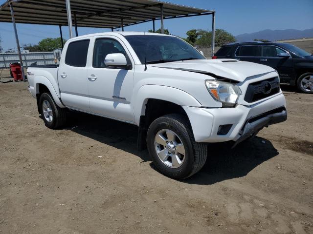 3TMJU4GN9FM190453 - 2015 TOYOTA TACOMA DOUBLE CAB PRERUNNER WHITE photo 4