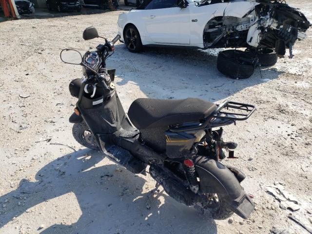 RKRSA43A9HA123490 - 2017 YAMAHA YW50 F BLACK photo 4